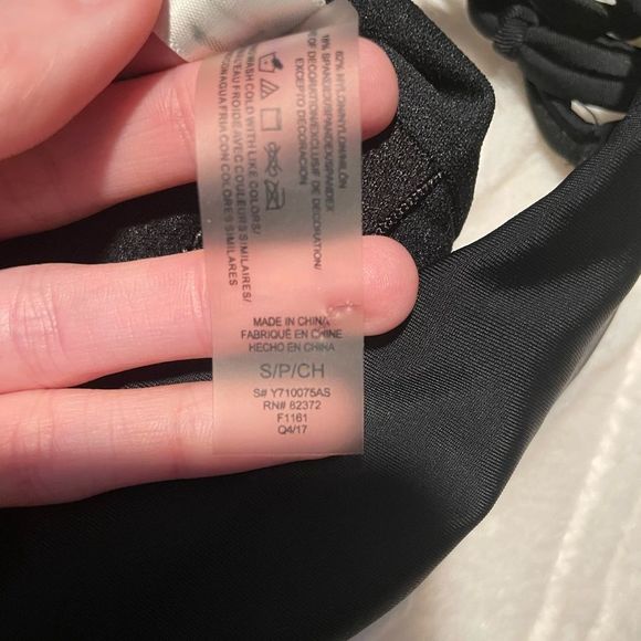 SHEIN one-piece bathing suit - Picture 3 of 3